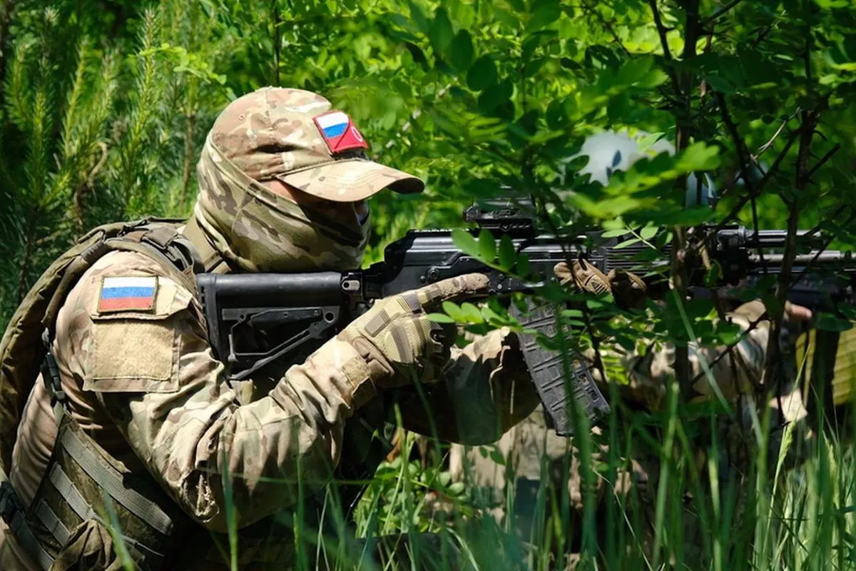 Аналитики Института по изучению войны считают, что стремление Москвы захватить весь Донбасс противоречит замедлению наступления, сложной местности и успешным контратакам украинских войск.