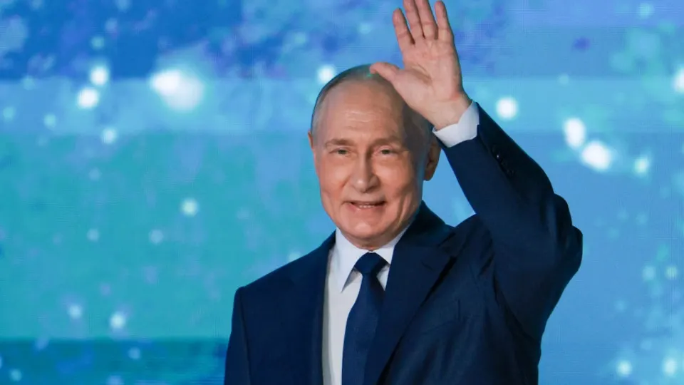 Указ предоставляет жителям Приднестровья упрощённый порядок получения российского паспорта; заявления будут подаваться через российские консульства. Ранее похожие меры вводились для Абхазии и Южной Осетии. Накануне Госдума приняла закон о возможности привлечения армии для защиты россиян за рубежом.