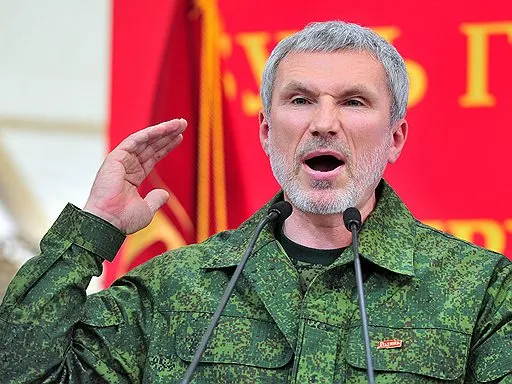 Лидер партии «Родина» раскритиковал перевод 500 рублей как «подачку-неберучку» и пообещал вернуть средства; Верховный Суд РФ принял решение по делу «Яблоко» и снял партию с выборов.