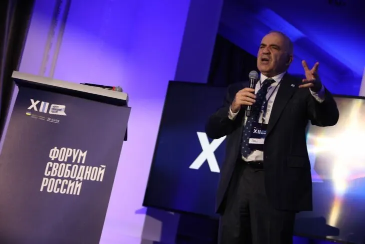 Совет Форума считает, что голосование — это переназначение депутатов и создание иллюзии конкуренции, включая участие партий и призывы к мобилизации на оккупированных территориях.