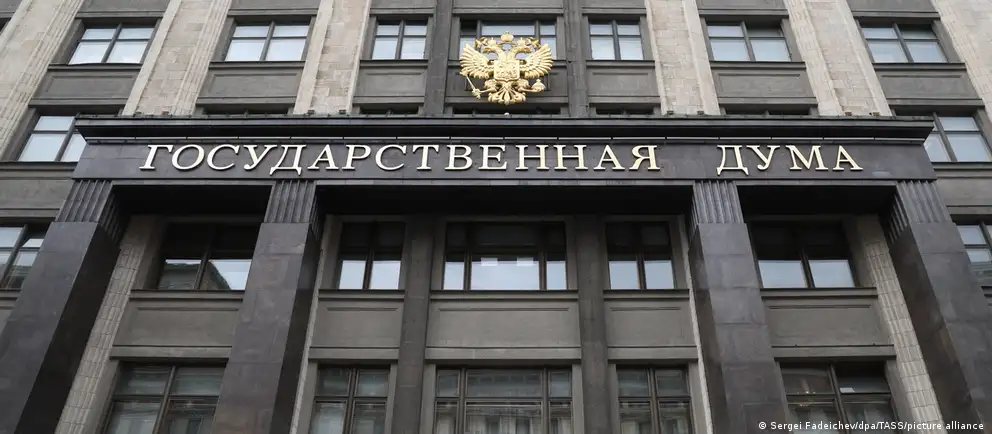 Кандидаты партии продолжают кампанию в регионах после снятия федерального списка, сталкиваясь с давлением, угрозами и решениями судов.