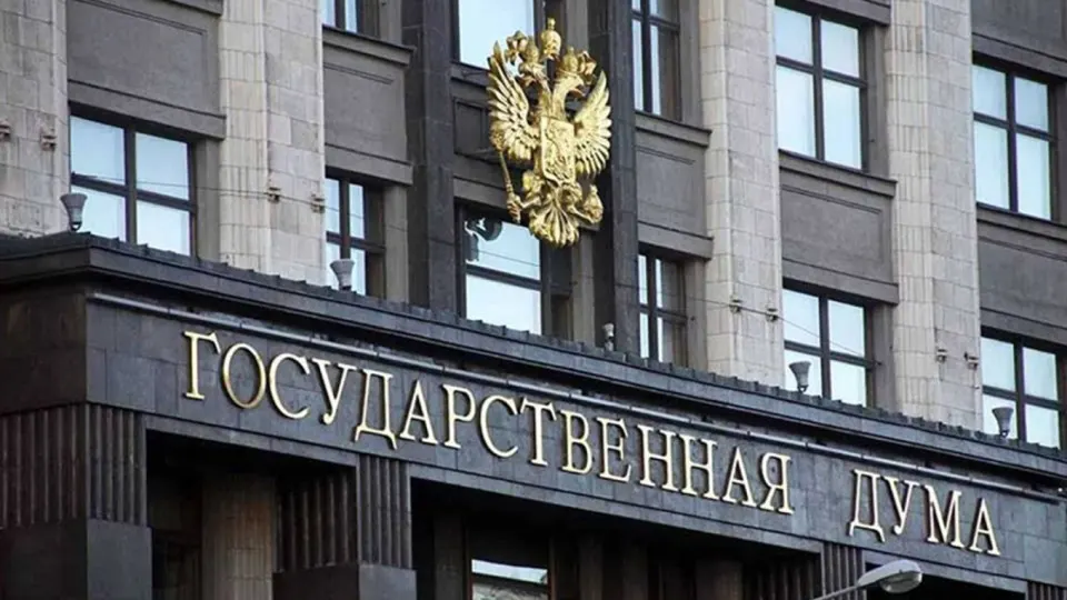 ПАСЕ заявила, что итоги голосования не соответствуют свободным и честным стандартам и рекомендовала ограничить контакты с новым составом Госдумы; обсуждаются санкции и вопросы международного наблюдения.