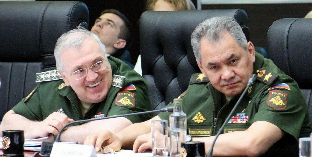 Московский суд удовлетворил иск Генпрокуратуры и обратил в доход государства активы Цаликова и членов его семьи на сумму около 5,5 млрд рублей. Экс-чиновник задержан по обвинениям в хищениях, отмывании средств и организации преступного сообщества.