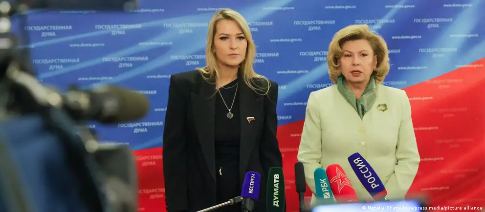 Госдума утвердила Яну Лантратову на пост омбудсмена. Она заявила о приоритете помощи участникам СВО и их семьям, тогда как правозащитники скептически оценивают перспективы института.