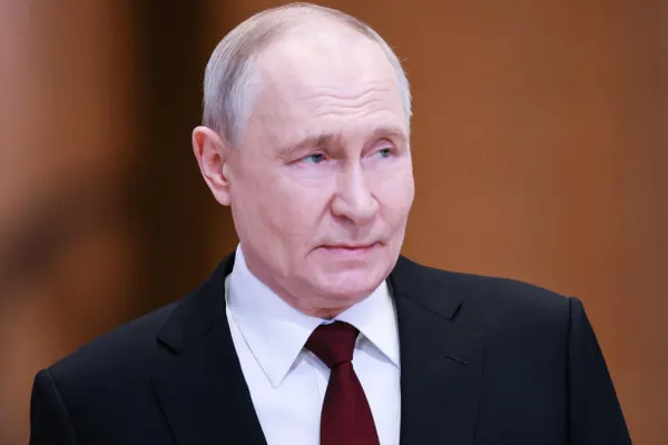 МИД РФ вызвал посла Сергея Копыркина в Москву, указывая на шаги армянского руководства по сближению с Европейским союзом, которые, по мнению Москвы, наносят ущерб взаимодействию в рамках ЕАЭС.