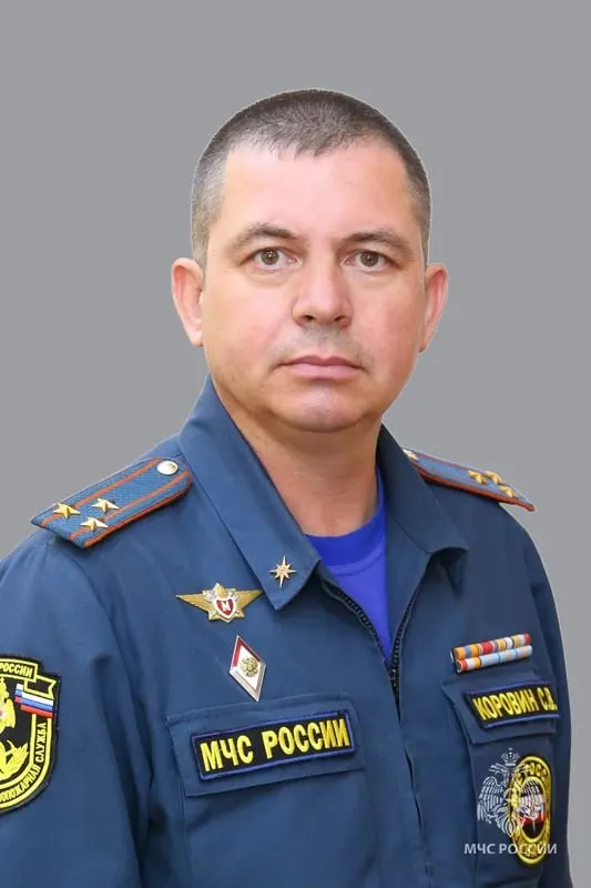 Полковник внутренней службы Сергей Коровин назначен руководителем краевого управления МЧС указом президента от 3 июня. У него более 25 лет службы, широкий практический опыт в ликвидации ЧС и ряд ведомственных наград.