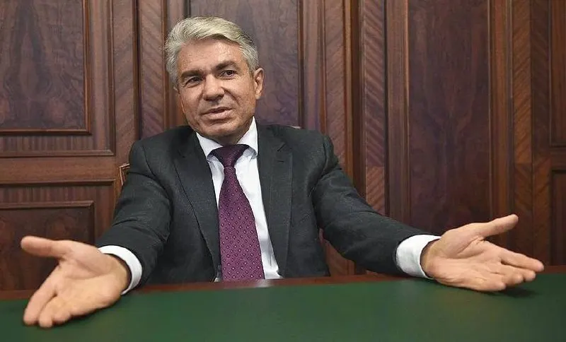 Заместитель министра юстиции заявил, что только 4% организаций и граждан, признанных «иностранными агентами» в 2025 году, получали средства из‑за рубежа; до 2022 года зарубежное финансирование было обязательным признаком для внесения в реестр.