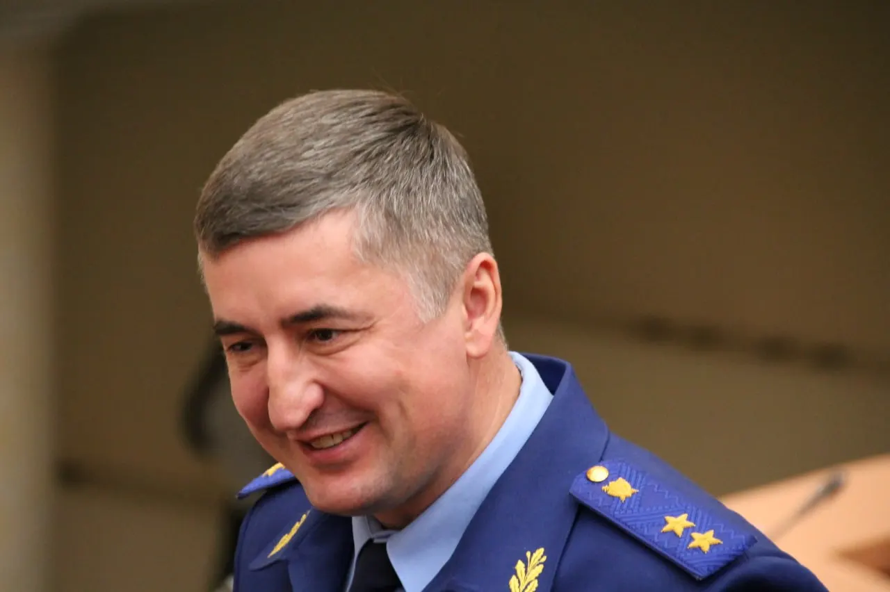 Президент подписал указ: Сергей Филипенко назначен прокурором Воронежской области на пять лет, в Саратовской области вместо него назначен Роман Пантелеев. Указ вступил в силу 28 июня.