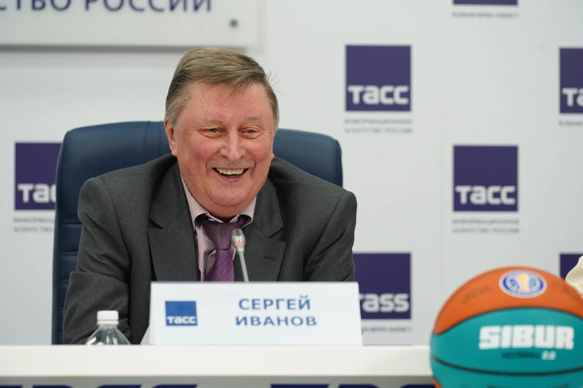 Близкий друг сообщил, что «всего три дня назад с ним общались». Государственный деятель ушёл из жизни в 73 года.
