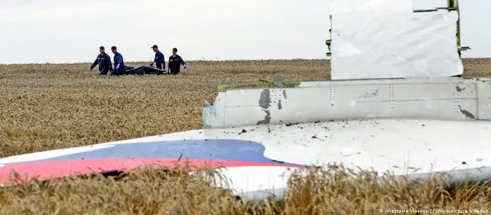 В двенадцатую годовщину гибели рейса MH17 Евросоюз потребовал от России признать свою ответственность и полноценно сотрудничать в поиске справедливости после решений ЕСПЧ и ИКАО.