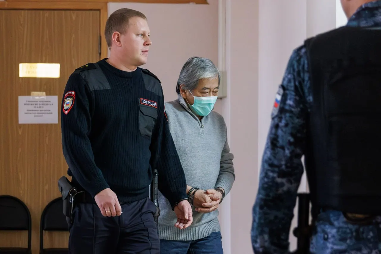 Запись о деле появилась в картотеке Верховного суда; материалы переданы третьему составу уголовной коллегии.