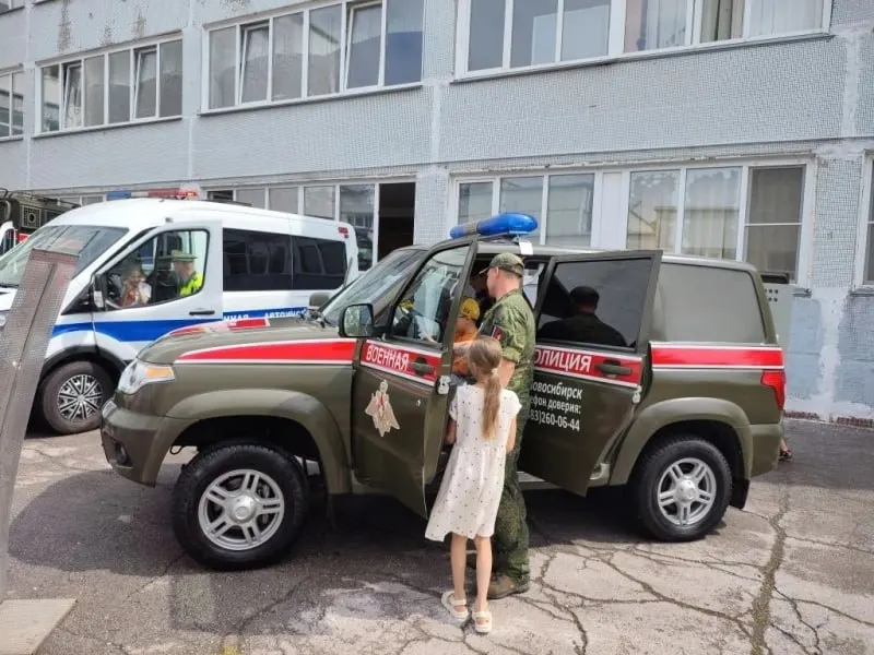 Министерство обороны предлагает расширить полномочия военной полиции: опрашивать граждан и требовать документы в рамках розыска, работать в гражданской одежде и расширять сферу дознания.