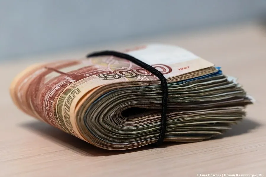 По данным Банка России, объем выдач физическим лицам в регионе превысил 212,8 млрд рублей за период с сентября 2025 по август 2026 года, а общий кредитный портфель достиг 263,4 млрд рублей; рост объясняется снижением ключевой ставки.