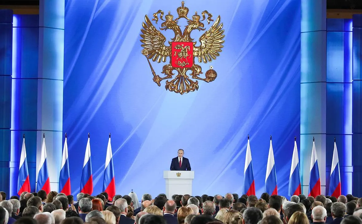 Путин не планирует выступать перед парламентом в 2026 году. Об этом заявил официальный представитель; обращение к Госдуме и Совету Федерации произойдет по мере необходимости.